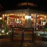 Aparthotel Golf Park 3*