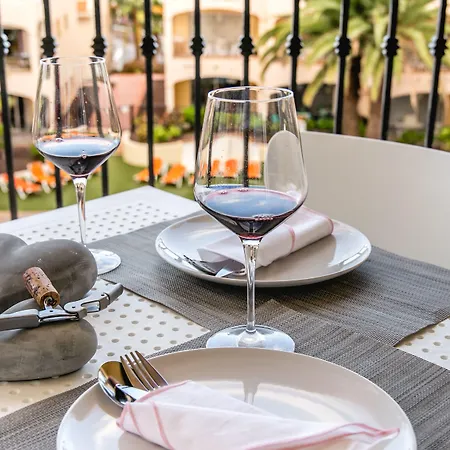 Апарт-отель Golf Park 3*