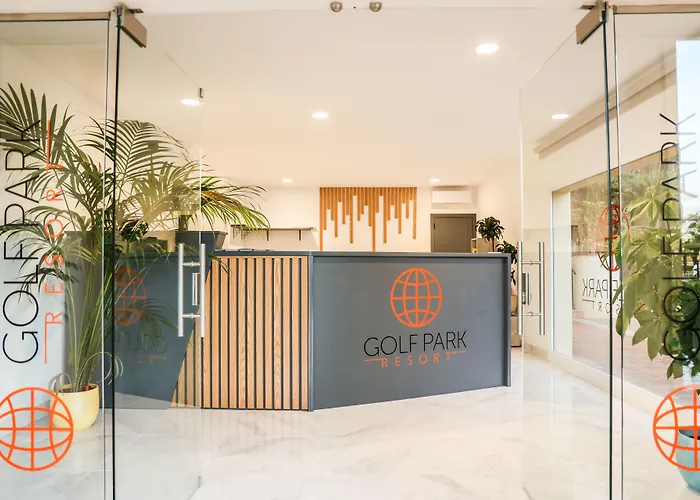 Golf Park Aparthotel