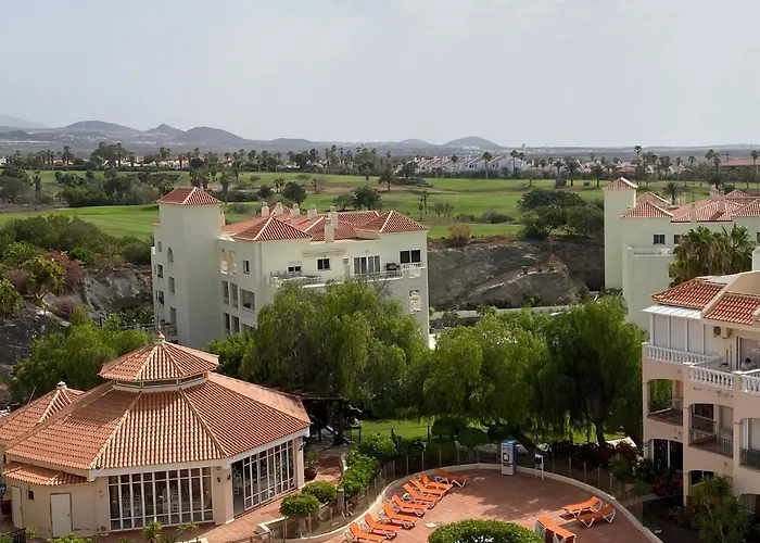 מלון דירות Golf Park 3*