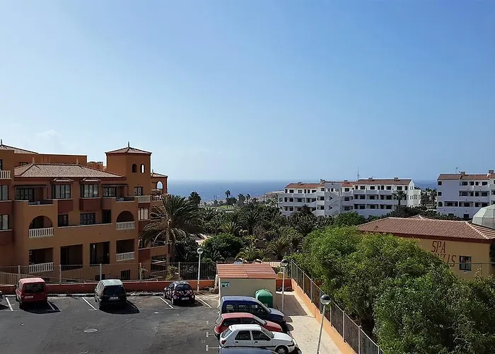 Aparthotel Golf Park 3*