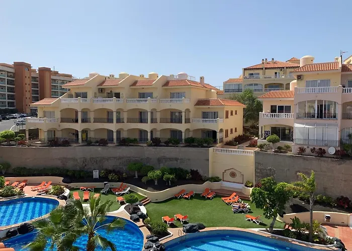 מלון דירות Golf Park 3*